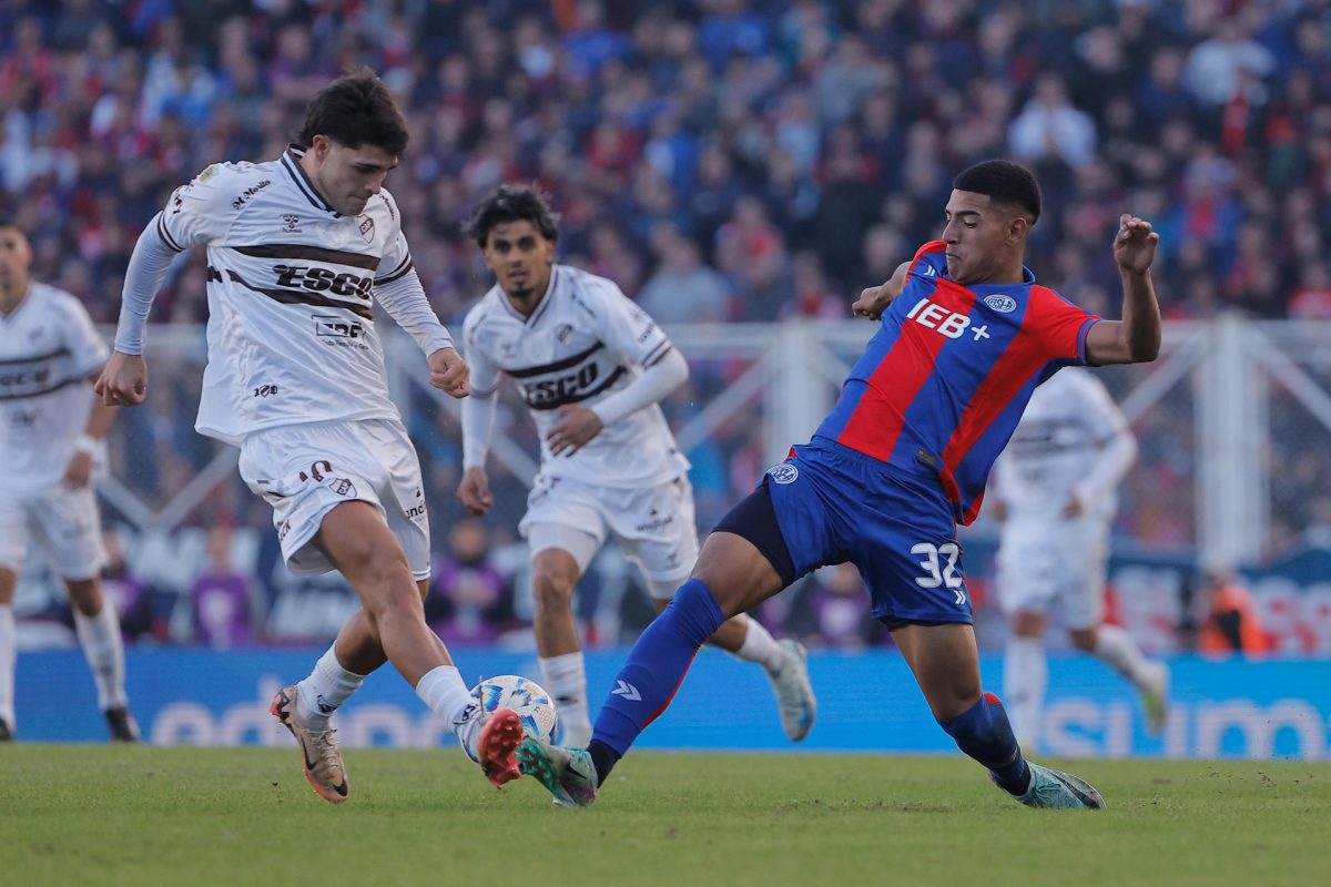 Platense sorprende y elimina a San Lorenzo en el Nuevo Gasómetro